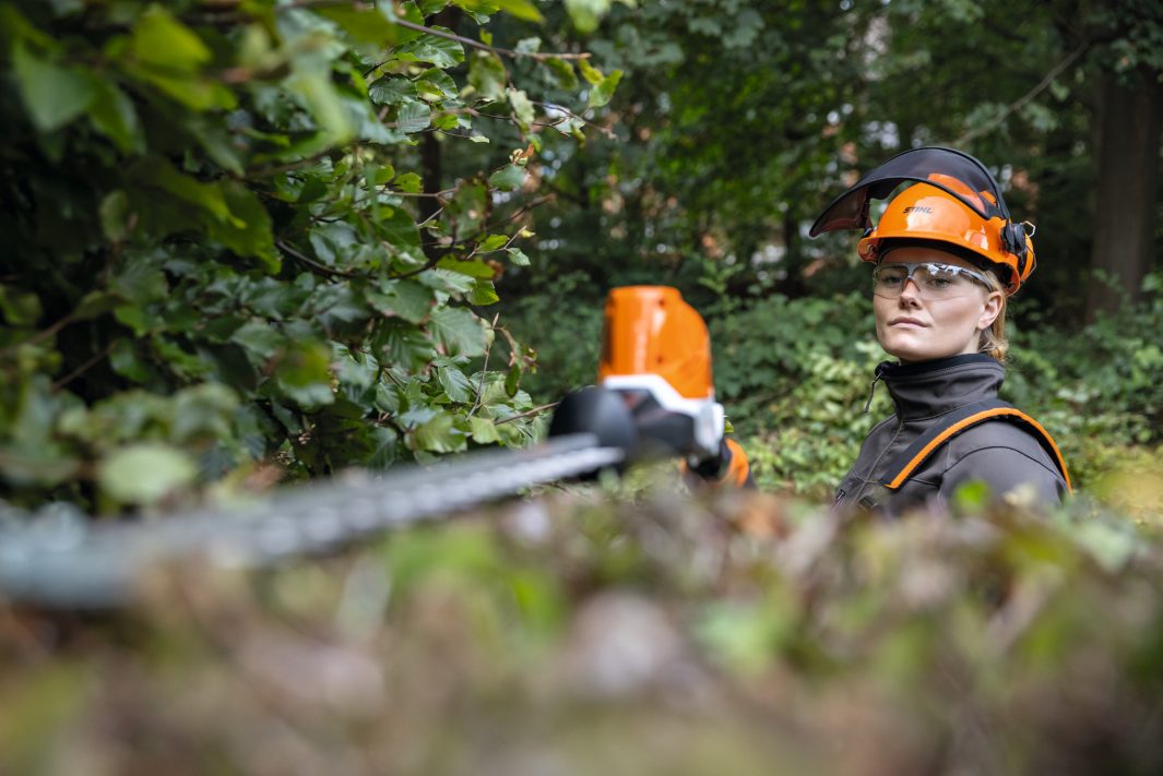 Stihl HLA 86 Akku-Heckenschneider, ohne Akku und ohne Ladegerät
